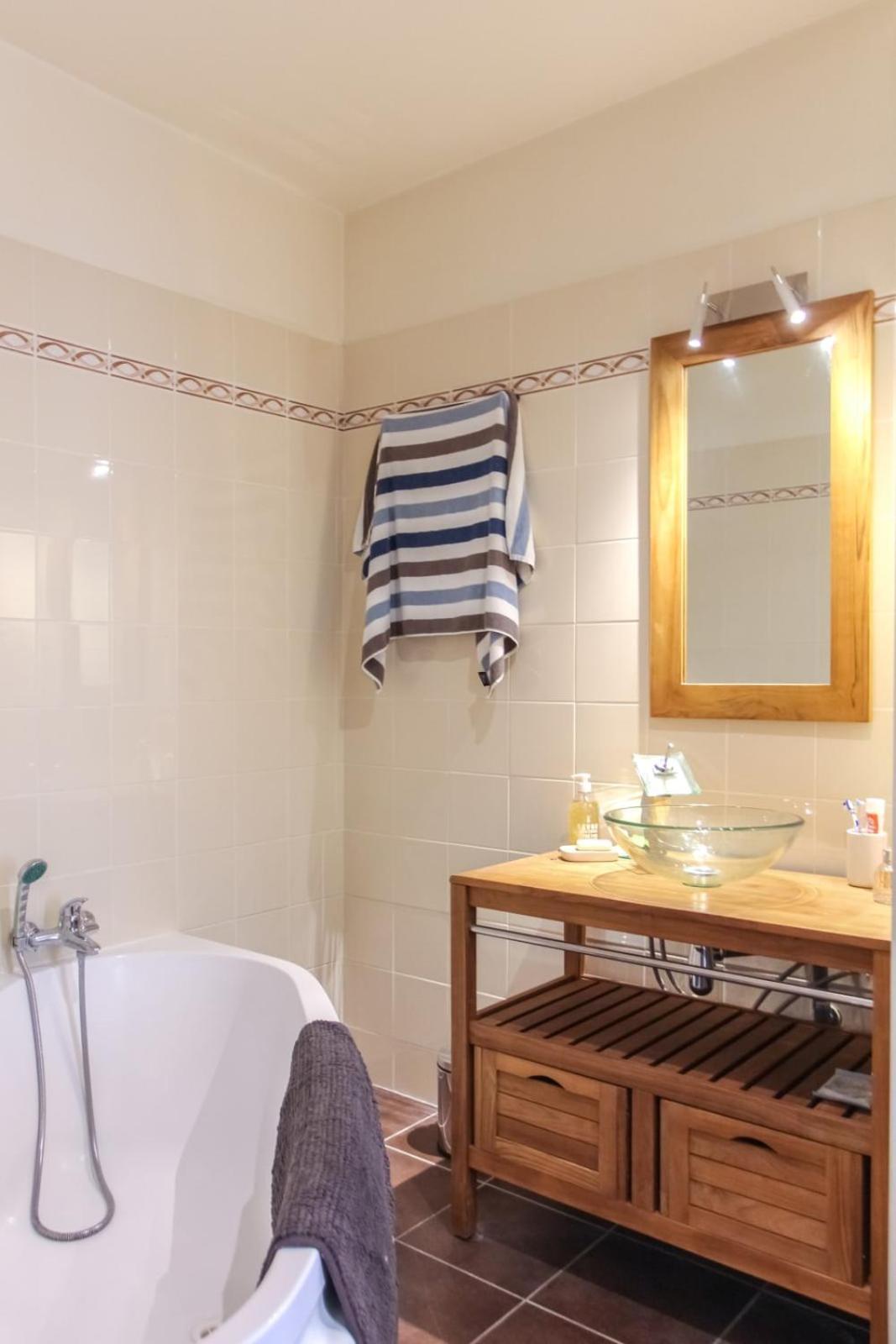 Veillon - 2 Bedrooms - City Center Nizza Esterno foto