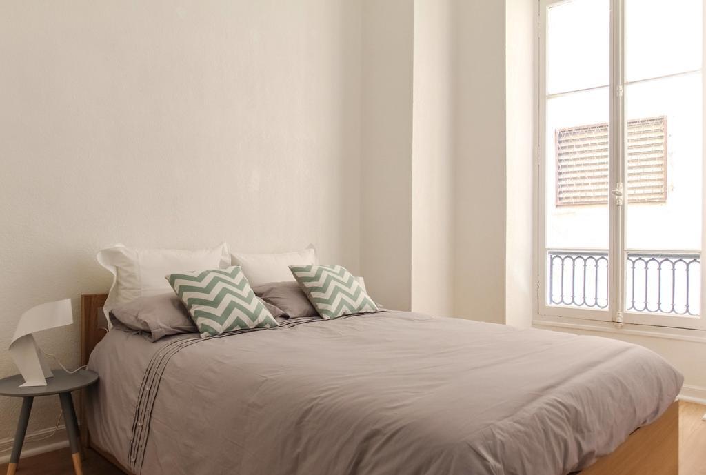 Veillon - 2 Bedrooms - City Center Nizza Esterno foto